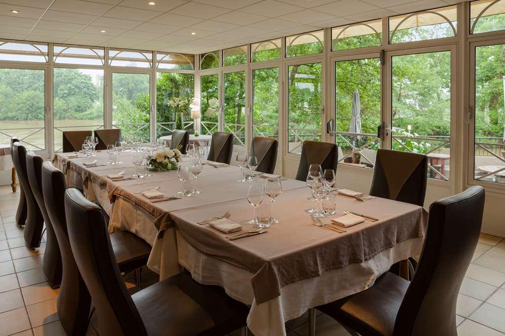 Le Germinal Hotel Cesson-Sevigne Restoran foto