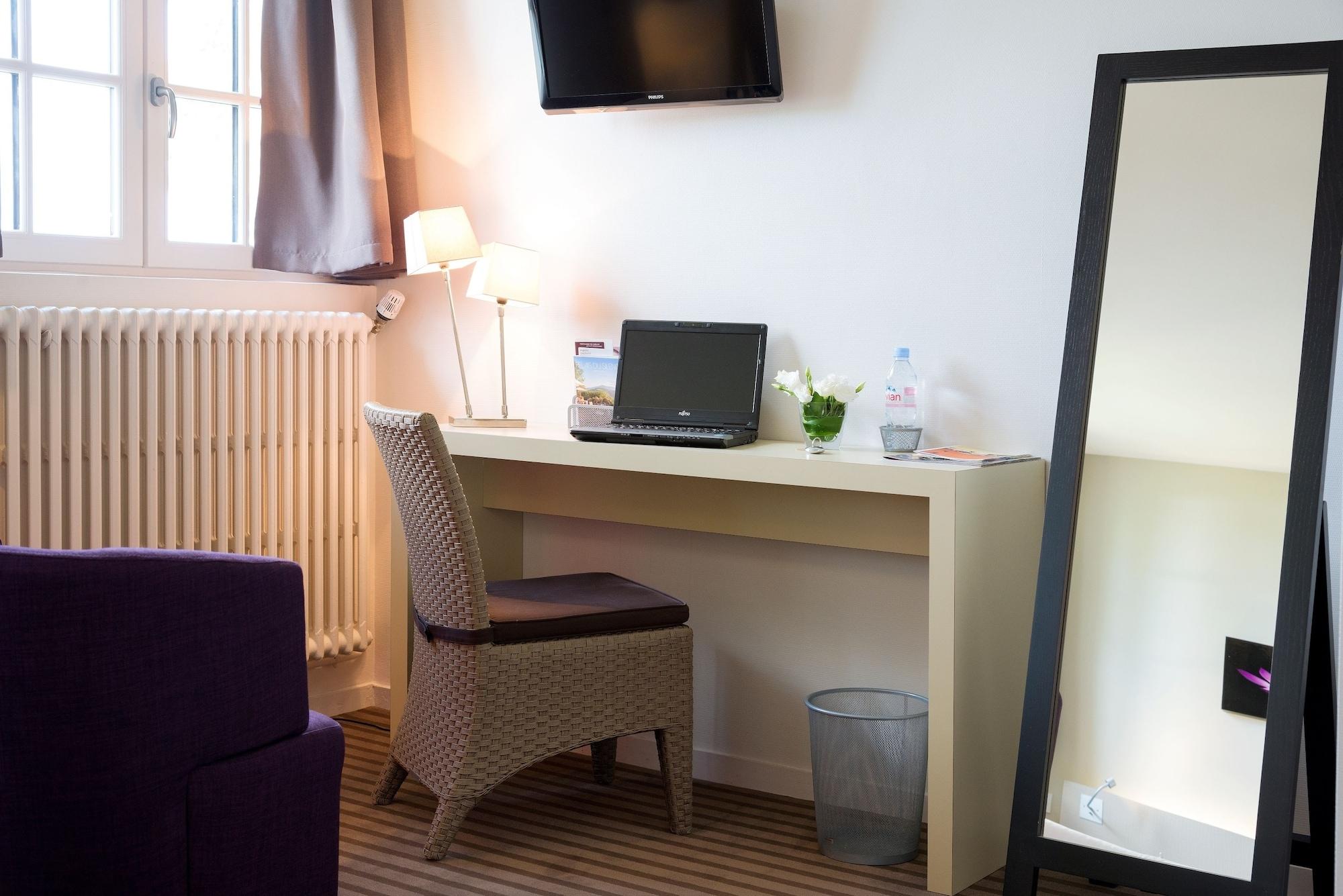 Le Germinal Hotel Cesson-Sevigne Bagian luar foto